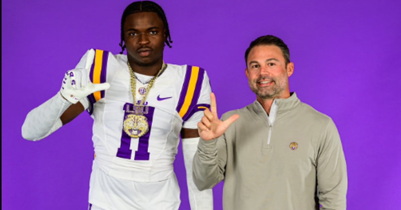 LSU LB commit Jaiden Braker with LSU DC Blake Baker (Photo: Jaiden Braker)